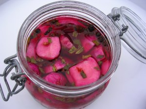 Pickled radishes